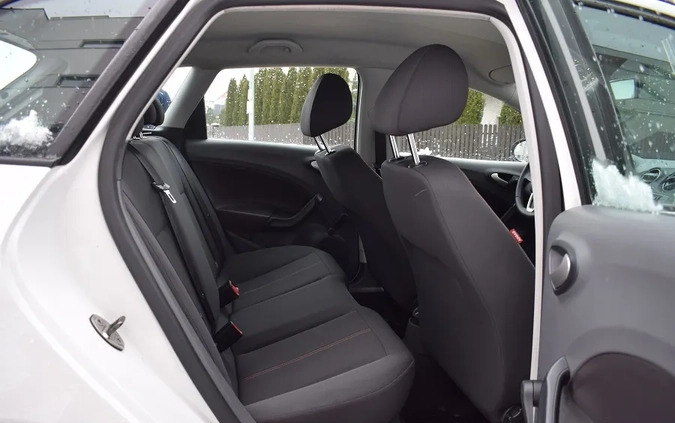 Seat Ibiza cena 18900 przebieg: 152102, rok produkcji 2011 z Kościan małe 301